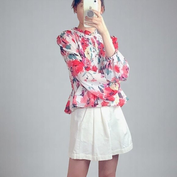 NWT En Saison Multi Color Smocked Floral Top - Picture 4 of 6